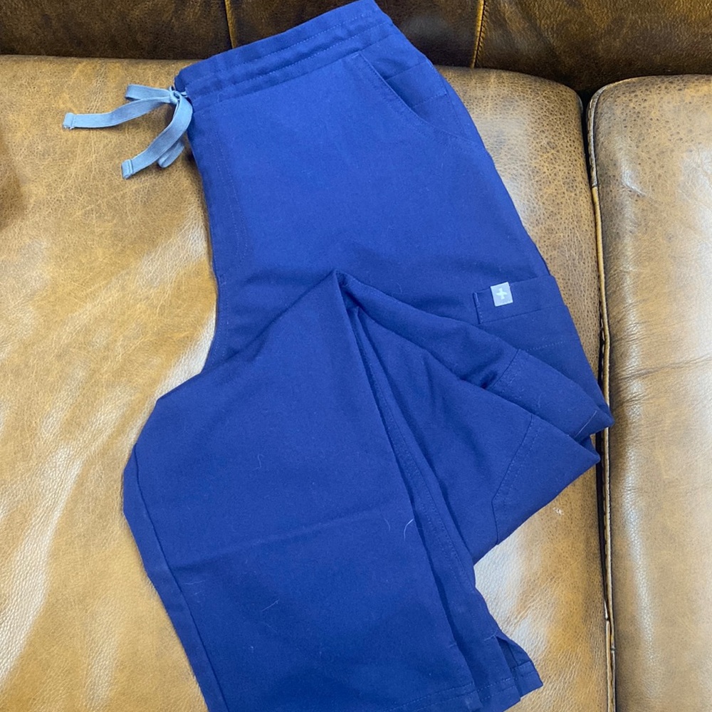Figs scrub pants